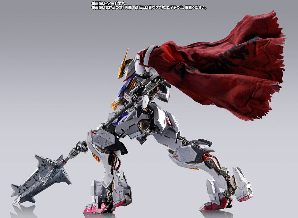 Figurine articulée Gundam Barbatos Boomerang Mace 4e forme en métal moulé sous pression avec cape