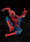 Figurine articulée Spider-Man avec effets de toile et costume redessiné