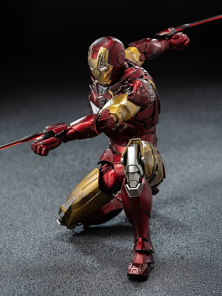Figurine articulée Iron Man Battle Damage DLX à l'échelle 1/12