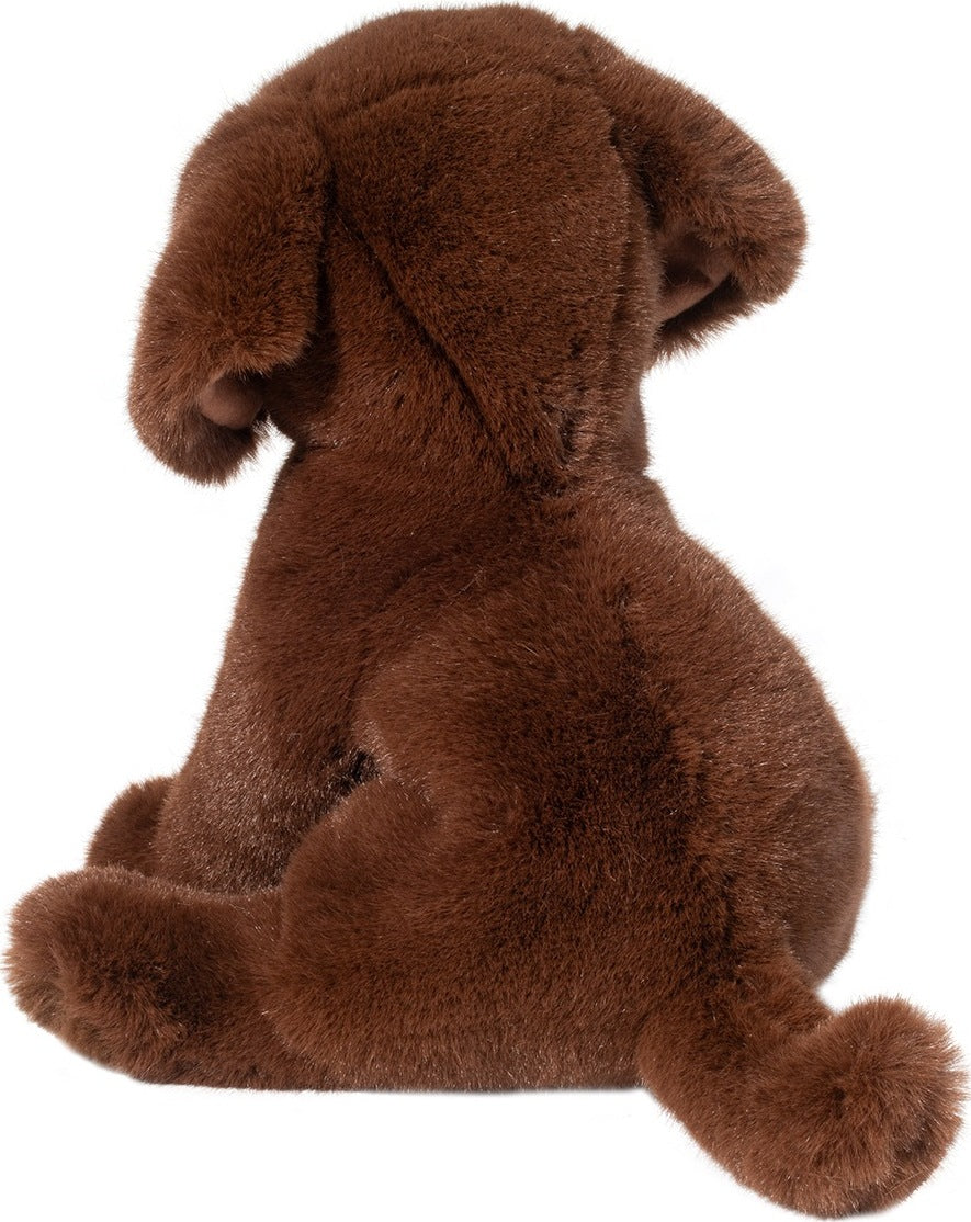 Peluche chien Labrador marron en position assise