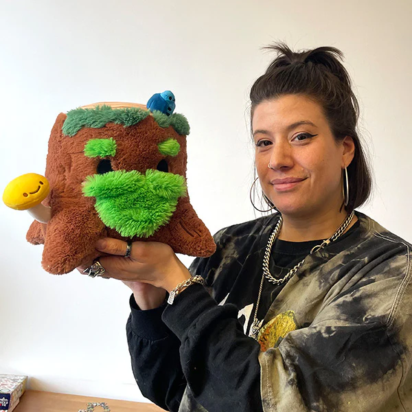 Mini souche d'arbre en peluche douce, jouet en peluche de la forêt
